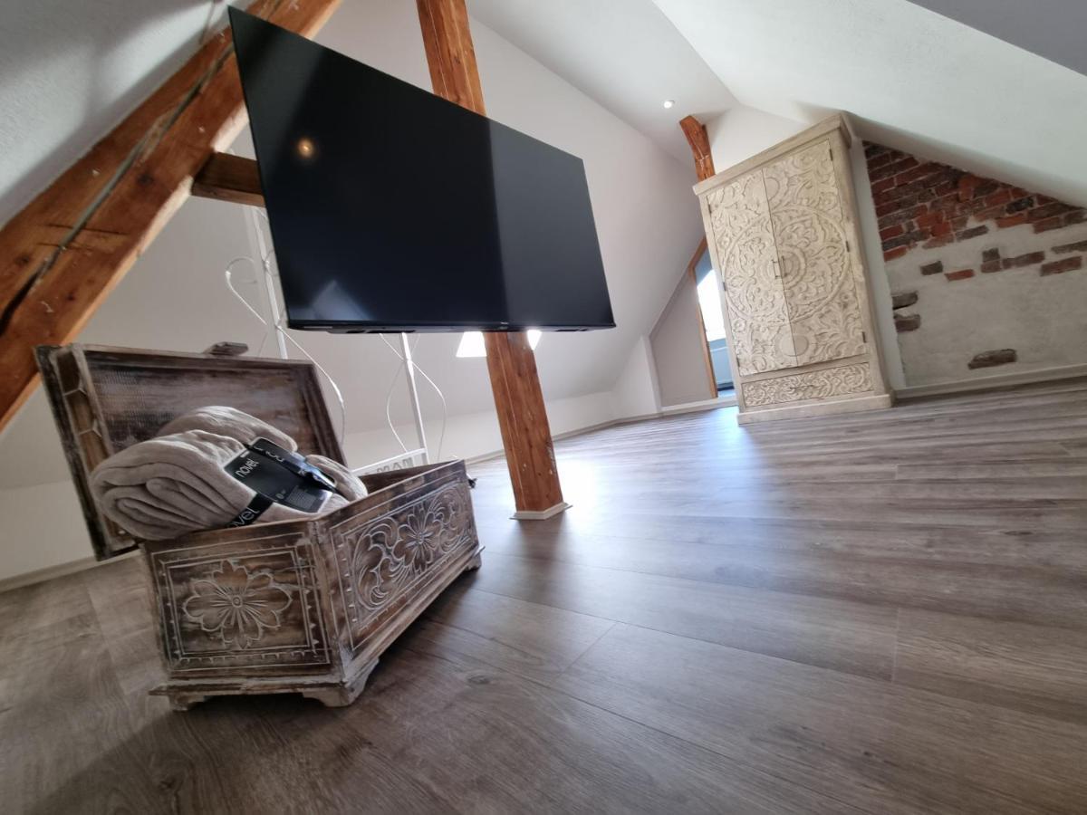 5 Sterne Bahnhoftraum, Appartement "Waldliebe" 133Qm, Grosse Terrasse 70Qm, Qr Code Scannen Fuer Virtuellen Rundgang, Premium Ausstattung Braunfels Exterior foto